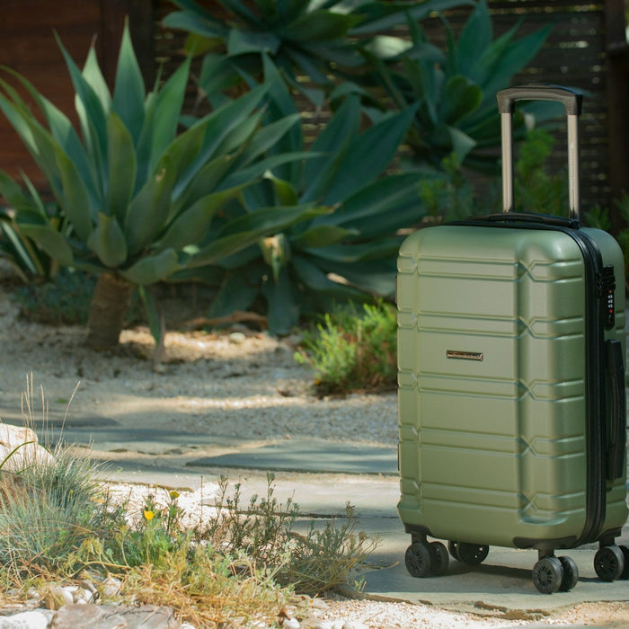 Spinner Suitcase 