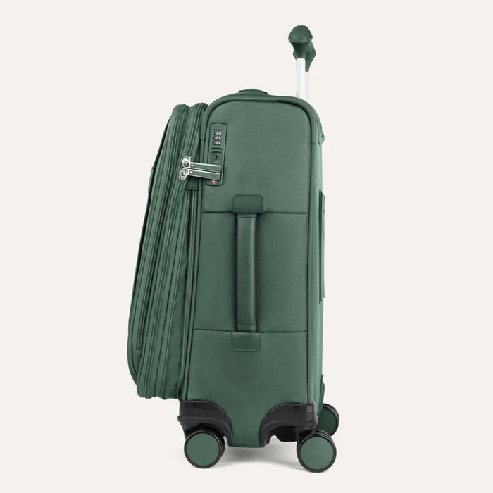 VersaPack®+ Carry-On Spinner