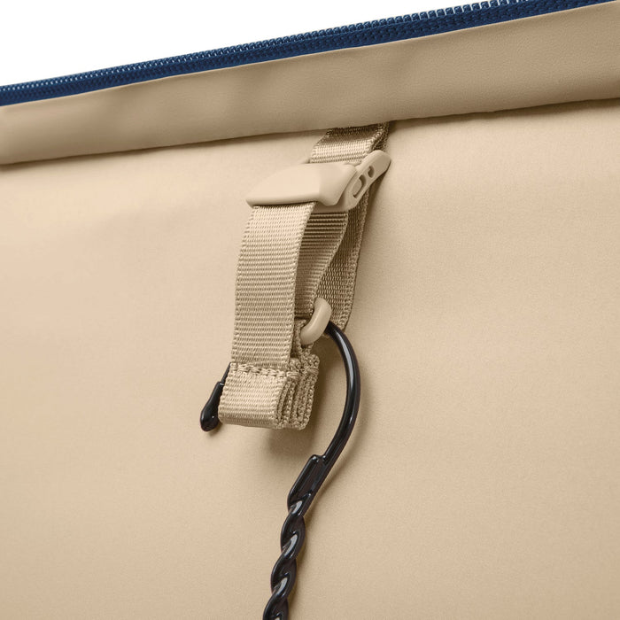 GLOBAL 21" 2-WHEEL CARRY-ON
