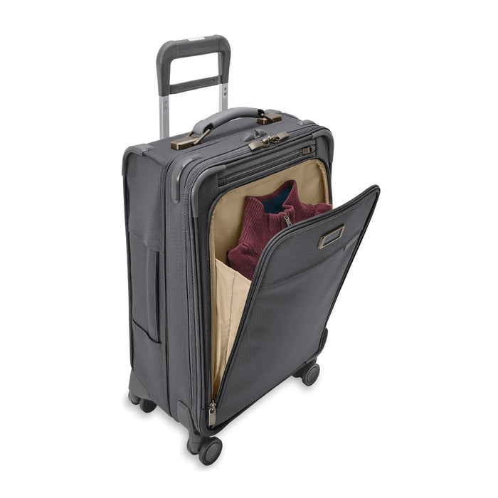 Essential 22" Carry-On Expandable Spinner