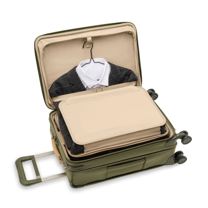 Essential 22" Carry-On Expandable Spinner