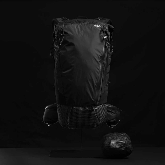 Men Pu Large Capacity Waterproof Leather Gridded Design Backpack